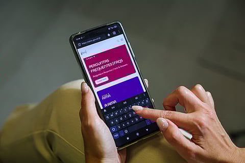 "Se o país quer continuar a atrair investimento, talento, diversidade e crescimento populacional saudável, precisa mais do que boas leis no papel".