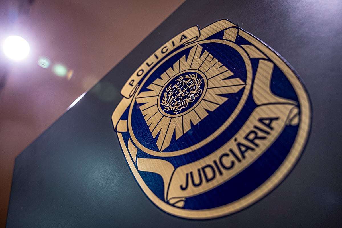 Judicial Police (PJ) investigate attempted homicide with a machine gun in Charneca de Caparica, Almada