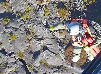 Força Aérea chamada a efetuar “resgate complexo” de um homem na montanha do Pico (vídeo)