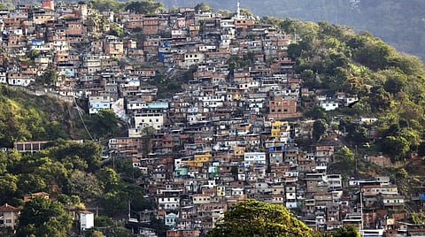 Governo brasileiro lança plano de 720 milhões de euros para urbanizar favelas
