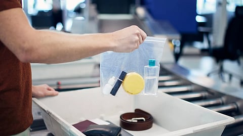Bruxelas dá luz verde a scanners para líquidos com mais de 100ml nos aeroportos da UE