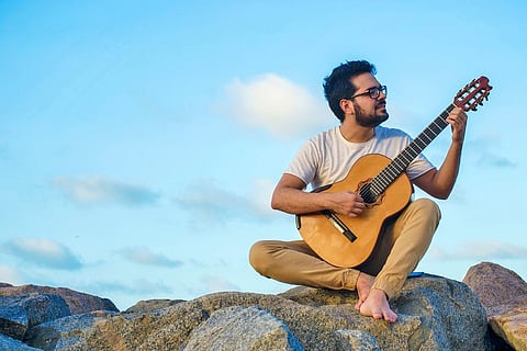 Violinista Cainã Cavalcante vai realizar uma apresentação solo e intimista.