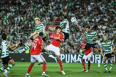 Golo de Pavlidis fez a diferença frente ao Sporting e o Benfica ergueu a Supertaça pela 10.ª vez