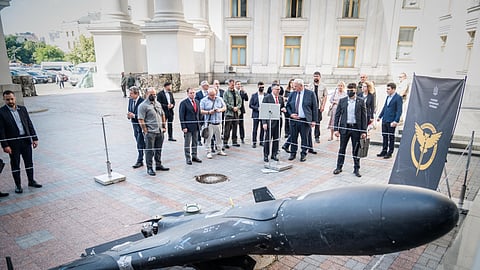 Há dias, o ministro Andrii Sybiha mostrou ao homólogo israelita Gideon Saar um drone russo do tipo Shahed.