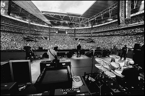 Oasis estão a produzir um documentário e pedem histórias aos fãs