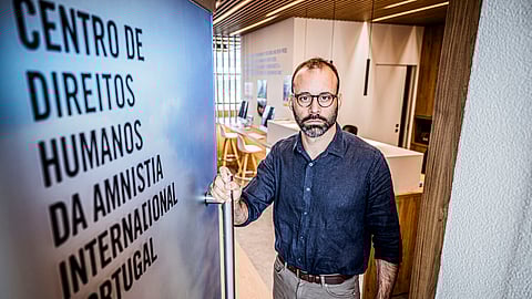 João Godinho Martins assumiu o cargo de diretor-geral da Amnistia Internacional - Portugal no início de junho.