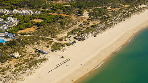 Autoridades levantam interdição das praias algarvias de Altura e Verde