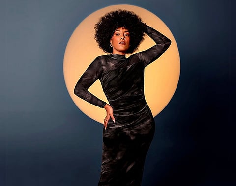 Show de Ayana Amorim é uma das atrações do fim de semana.