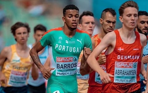 Etson Barros com as cores de Portugal
