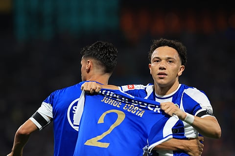 FC Porto homenageia Jorge Costa com triunfo sobre Vitória de Guimarães (3-0)
