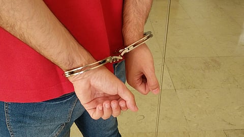 Prisão preventiva para homem de 49 anos por suspeita de abuso sexual de quatro menores em Rio de Mouro 
