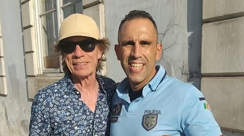 PSP utiliza foto com Mick Jagger em Coimbra para promover o policiamento de proximidade