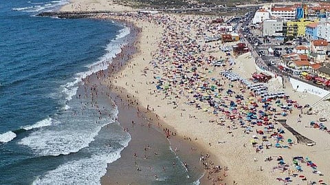 Na quarta-feira, a praia da Vieira foi interditada a banhos, devido a uma avaria na estação elevatória de Monte Real (Leiria) que obrigou a descargas no rio Lis.