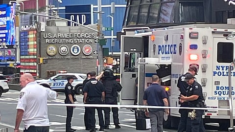 Nova Iorque: Times Square reaberta após investigação a objeto suspeito