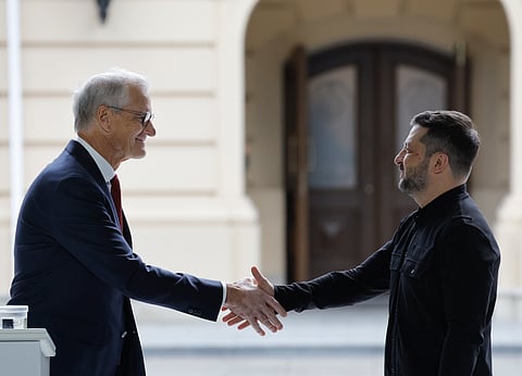 Jonas Gahr Store foi recebido em Kiev por Zelensky.