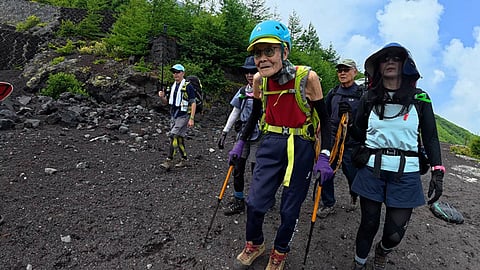 "Não foi nada de especial." Japonês de 102 anos   é o mais velho a escalar o Monte Fuji