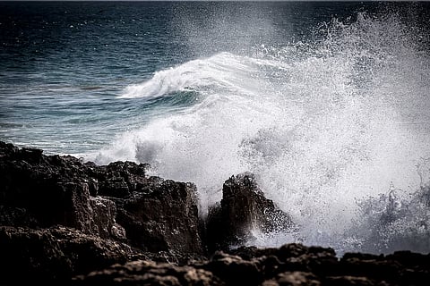 Agitação marítima agrava-se e ondas podem chegar aos sete metros. Três praias na Foz do Porto interditadas