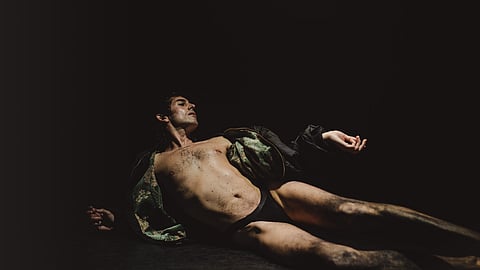 Cena de 'Analphabet', peça do dramaturgo e encenador espanhol Alberto Cortés, que estreia no Teatro do Bairro Alto, em Lisboa, no dia 10.