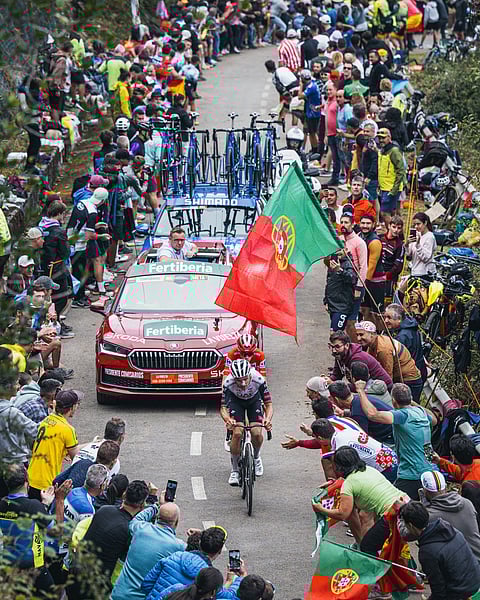 João Almeida chegou ao Anglirú à frente de Vingeggard na 13.º etapa da Vuelta.