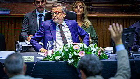 Carlos Moedas disse aos eleitos para a AML que a sua responsabilidade política é "continuar a governar a cidade".
