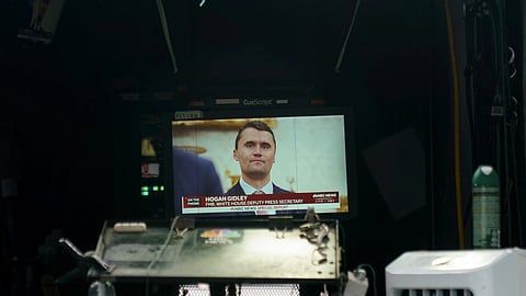 Ativista conservador assassinado. Trump culpa "esquerda radical", democratas condenam "violência política"