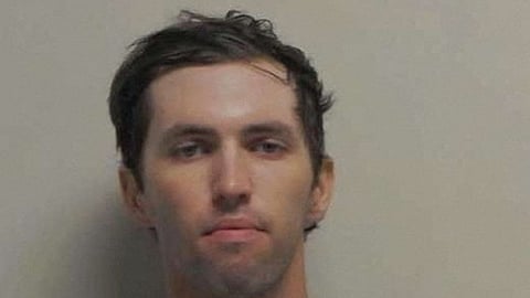 A foto tirada pela polícia após a detenção de Tyler Robinson.