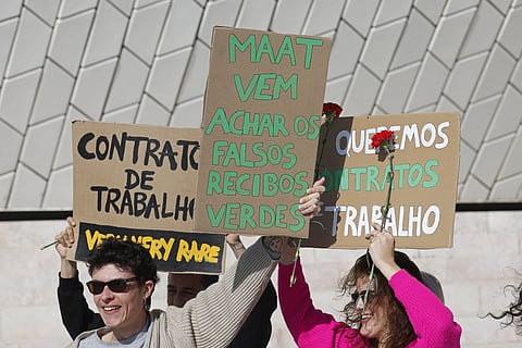Direito de Resposta: "Diretor do 'Página Um' não recebe salário mas passa recibos verdes por 'artigos de opinião'"