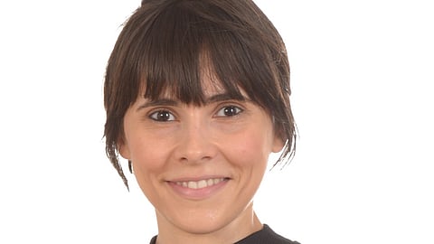 Adriana Marques Silva é professora universitária.