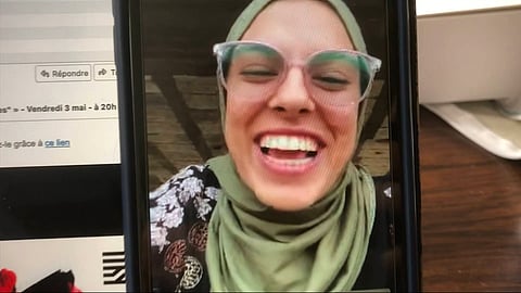 A imagem de Fatma Hassona no telemóvel de Sepideh Farsi.