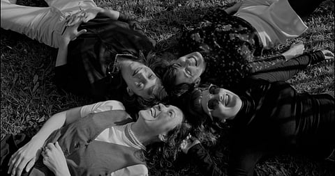 As artistas Alcione Weizmann, Fernanda Dal Pizzol, Riza Torres e Jhessica Daher, membras do coletivo. 