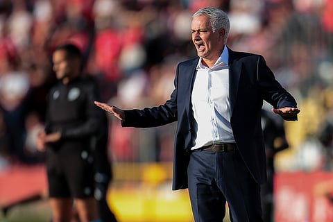 Benfica iguala maior vitória da época na estreia de Mourinho 