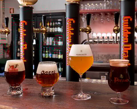 Algumas das cervejas da Gulden Draak. 