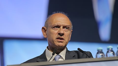 Alberto Souto Miranda já foi autarca em Aveiro, entre 1997 e 2005, e a oposição acusa-o de endividar a autarquia.