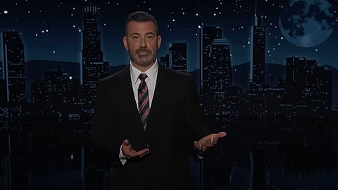 Kimmel regressa à TV, não esconde a emoção e critica Trump. "Ele fez tudo para cancelar o meu programa"