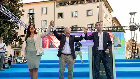António Braga (ao centro) liderou a coligação entre PS e PAN por Braga