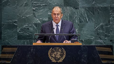 Rússia nega intenção de atacar NATO e UE, mas promete "resposta decisiva" a agressões. "Que não haja dúvidas" 