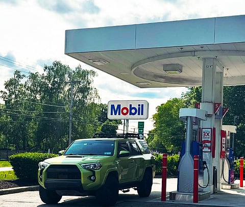 Exxon Mobil vai despedir 2000 trabalhadores em todo o mundo