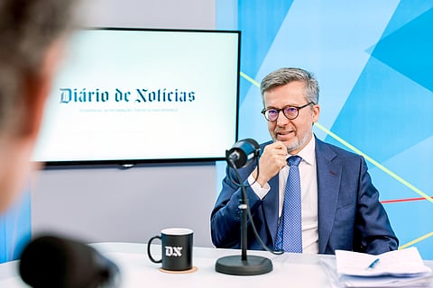Carlos Moedas repetiu várias vezes em intervenções recentes (entre as quais na entrevista ao DN, a 3 de outubro, na foto) que está "preocupado" com o aumento do número de violações em Lisboa. Numa delas, no programa As Tardes da Júlia, na SIC, referiu o Martim Moniz e um "aumento exponencial" de violações. 