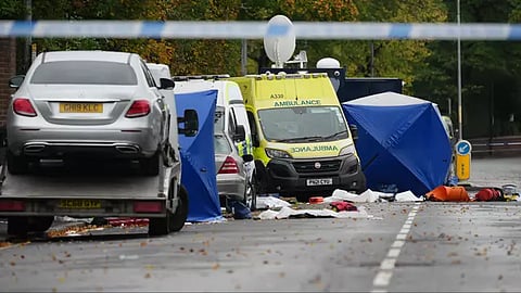 Vítima de ataque à sinagoga em Manchester morreu após ter sido baleada pela polícia