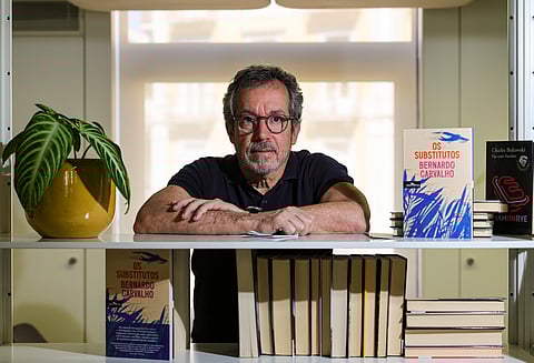 "Uma literatura confortável, em todos os níveis, é uma literatura da confirmação. E tem a ver muito com a leitura na internet".