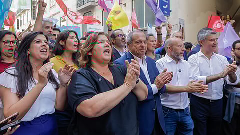 Alexandra Leitão desceu do Largo do Chiado ao Rossio com líderes partidários como José Luís Carneiro, Carlos César, Rui Tavares, Isabel Mendes Lopes, Inês de Sousa Real e Mariana Mortágua.