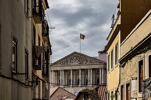 As reivindicações surgem após a aprovação da nova versão da Lei dos Estrangeiros, que retira da legislação a possibilidade de pedir a CPLP no território sem um visto prévio.