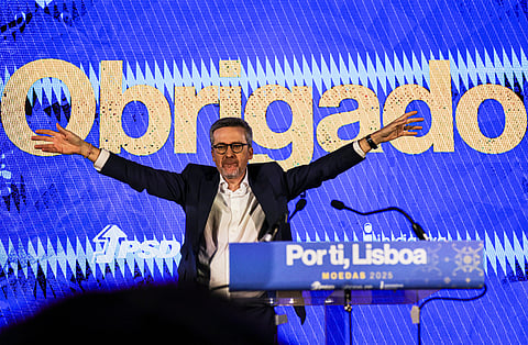 Montenegro diz que "o PSD volta a ser maior partido do poder local”. Carneiro fala do regresso da "confiança dos portugueses" no PS