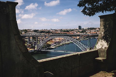 Ruas da Galeria de Paris e Cândido dos Reis na baixa do Porto vão ser pedonais