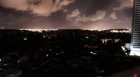 Um apagão afetou o Brasil durante a madrugada desta terça-feira, 14 de outubro