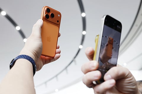O novo modelo do iPhone regista boa aceitação em Portugal.
