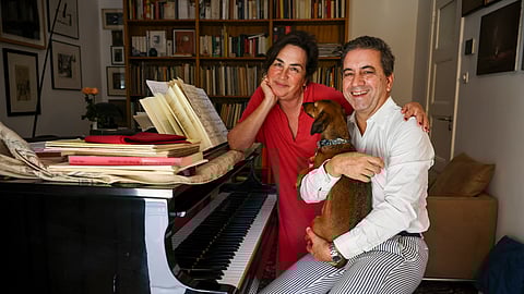 Rita Blanco juntou-se a Nuno Vieira de Almeida na casa deste, em Lisboa, para ensaiar.
