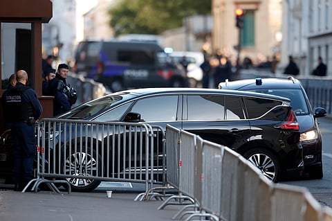 Nicolas Sarkozy já está na prisão para cumprir pena de cinco anos