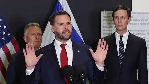 J.D. Vance descarta tropas dos EUA na Faixa de Gaza e rejeita fazer ultimato ao Hamas para se desmilitarizar