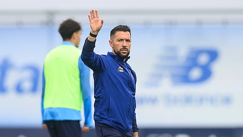 Farioli aposta em "bom espírito e mentalidade" para dar ao FC Porto a primeira vitória em Inglaterra